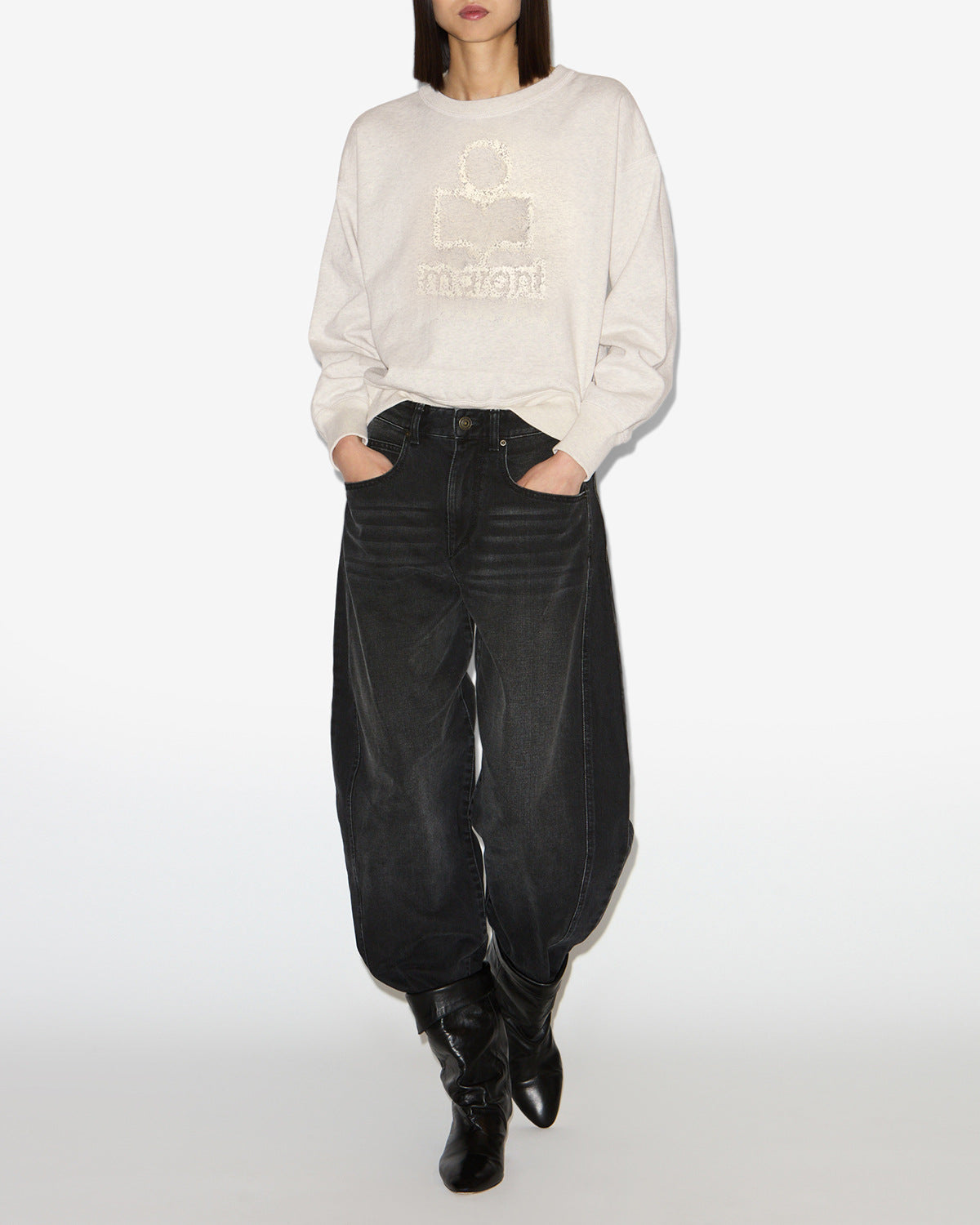 MOBYLI SWEATSHIRT